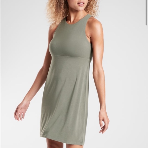 Athleta Santorini réversible dress in olive/sand - Picture 3 of 11